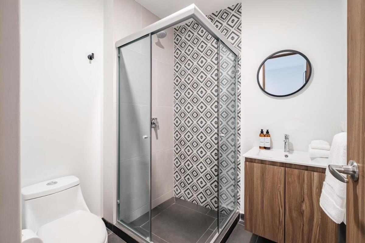 Calle Napoles 76, Int 28 Apartment