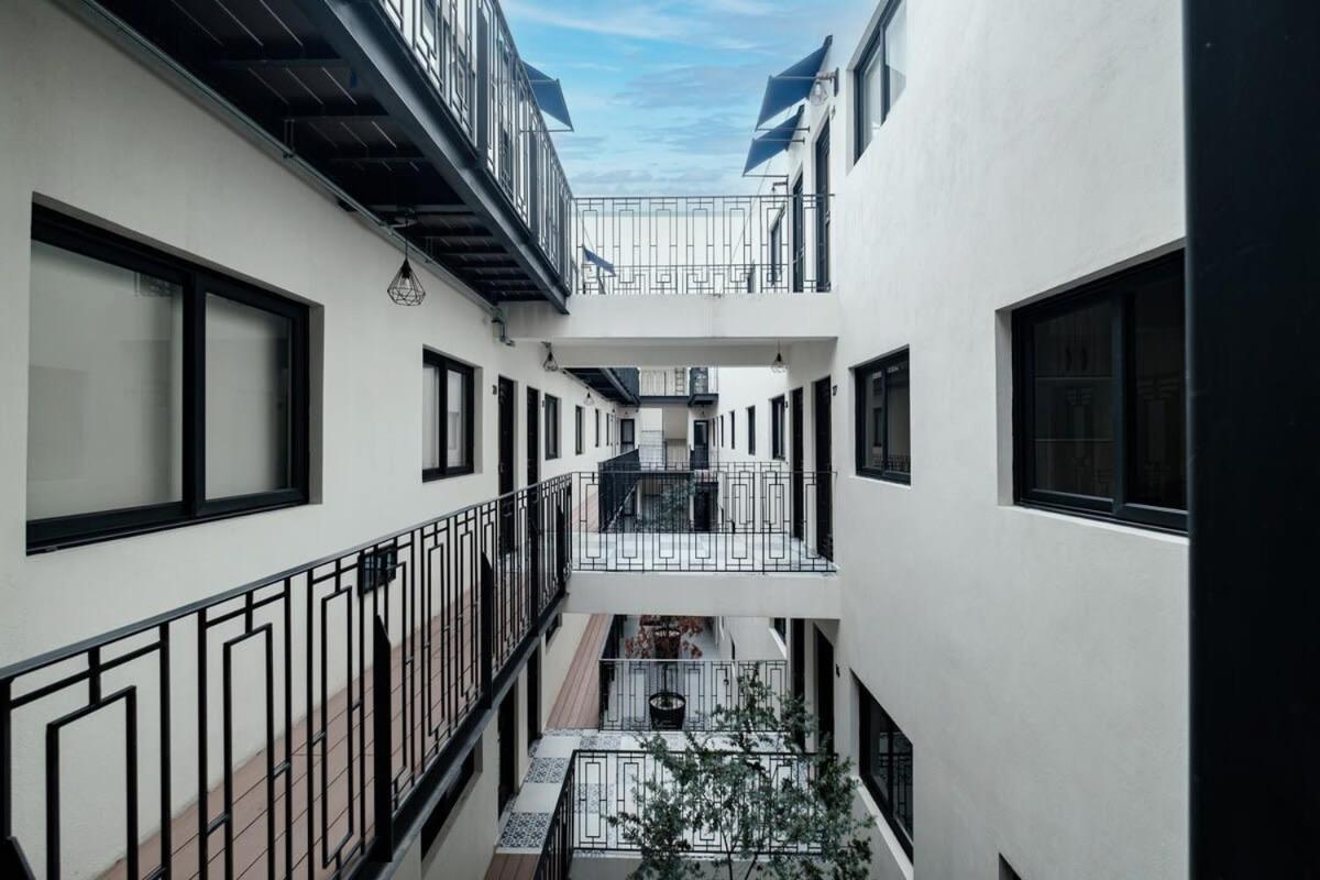 Apartment Calle Napoles 76, Int 28