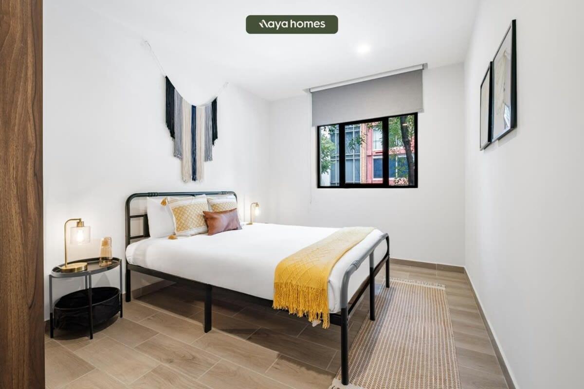 Calle Napoles 76, Int 28 Apartment Mexico City